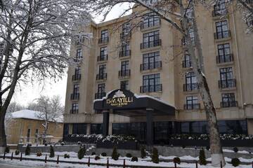 Фото Отель ISMAYILLI RESORT HOTEL г. Исмаиллы 2